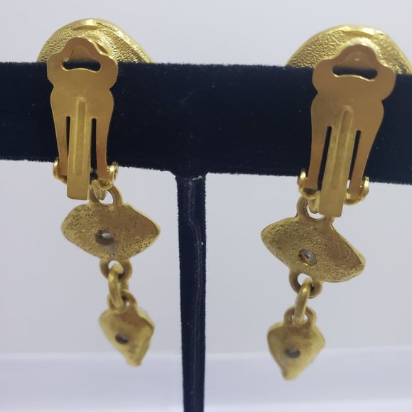 SALE PRICED!!GORGEOUS GOLD PLATED VINTAGE DANGLE EARRINGS WITH CLEAR RHINESTONES - Picture 3 of 3
